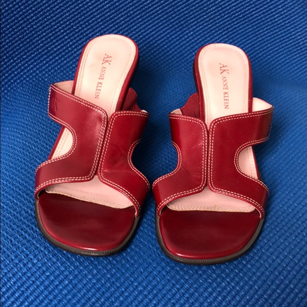 Anne Klein red leather sandals/shoes/heels size 6